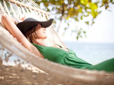 Để anh ấy ra đi...