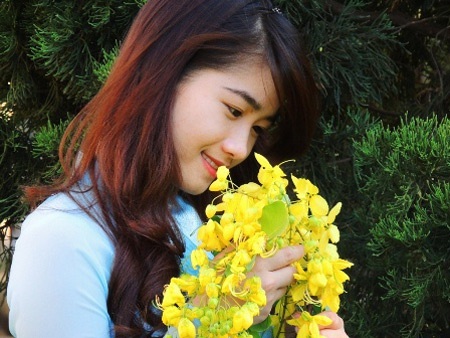 Bóng áo dài năm xưa - 1 Bóng áo dài năm xưa