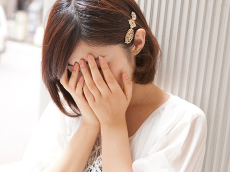 Tình yêu bị ghẻ lạnh - 1 Ngày ấy, cô có một tình yêu nồng cháy, sâu