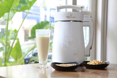 Tô cháo sườn nghi ngút khói này do chính tay tôi nấu đấy, bạn tin không?