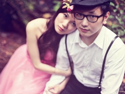 Giữ hình chụp chung của hai người