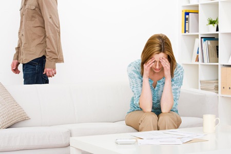 Chồng có ý định ngoại tình với người cũ