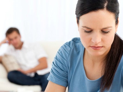 Nhắm mắt cho chồng cặp bồ