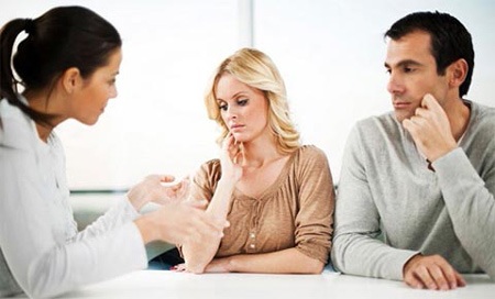 “Các bà làm mất sung
sướng của tôi”