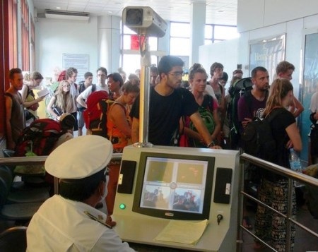 Các doanh nghiệp tuyệt đối không được đưa, đón khách tại vùng dịch Ebola - 1 Ảnh minh họa: Internet
