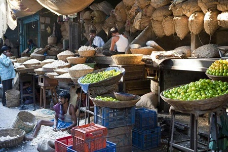 Chợ Long Biên vào tốp những khu chợ trời hấp dẫn nhất thế giới - 3 Chợ Bhendi Bazaar Mumbai, Ấn Độ