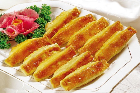 Những món đồ ăn vặt ở Bắc Kinh khiến du khách “mê mẩn” - 5 Những chiếc bánh vàng ruộm thơm ngon.