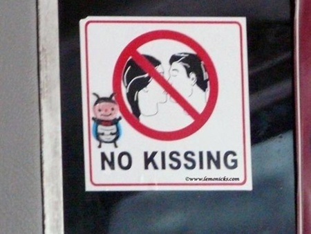 Muôn kiểu luật lệ khó hiểu trên thế giới