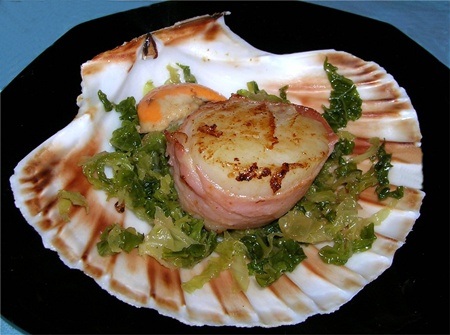 Lễ Giáng sinh người dân các nước trên thế giới ăn gì? - 2 Món Coquilles Saint-Jacques