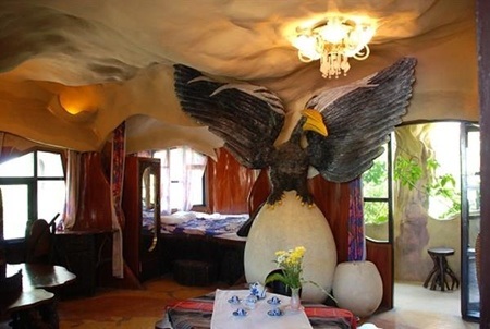 Du khách thích thú với ngôi nhà điên ở Đà Lạt - 5 Mỗi phòng trong nhà đều có tên theo một loài thú quý