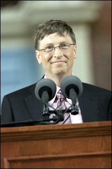 Diễn văn trong lễ tốt nghiệp hay nhất mọi thời đại của Steve Jobs và Bill Gates - 2 Nhà sáng lập Microsoft, Bill Gates.