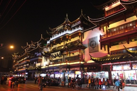 Ghé thăm phố miếu lớn nhất Thượng Hải
