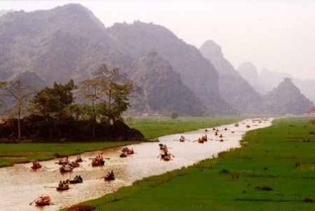 Miễn phí tham quan Chùa Hương trong 3 ngày Tết - 1 Miễn phí tham quan Chùa Hương trong 3 ngày Tết
