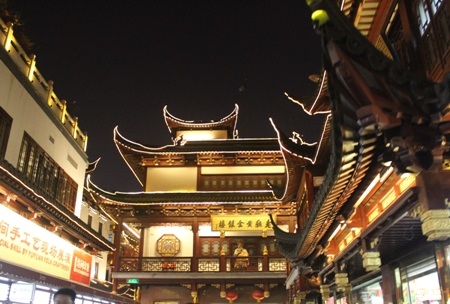 Ghé thăm phố miếu lớn nhất Thượng Hải