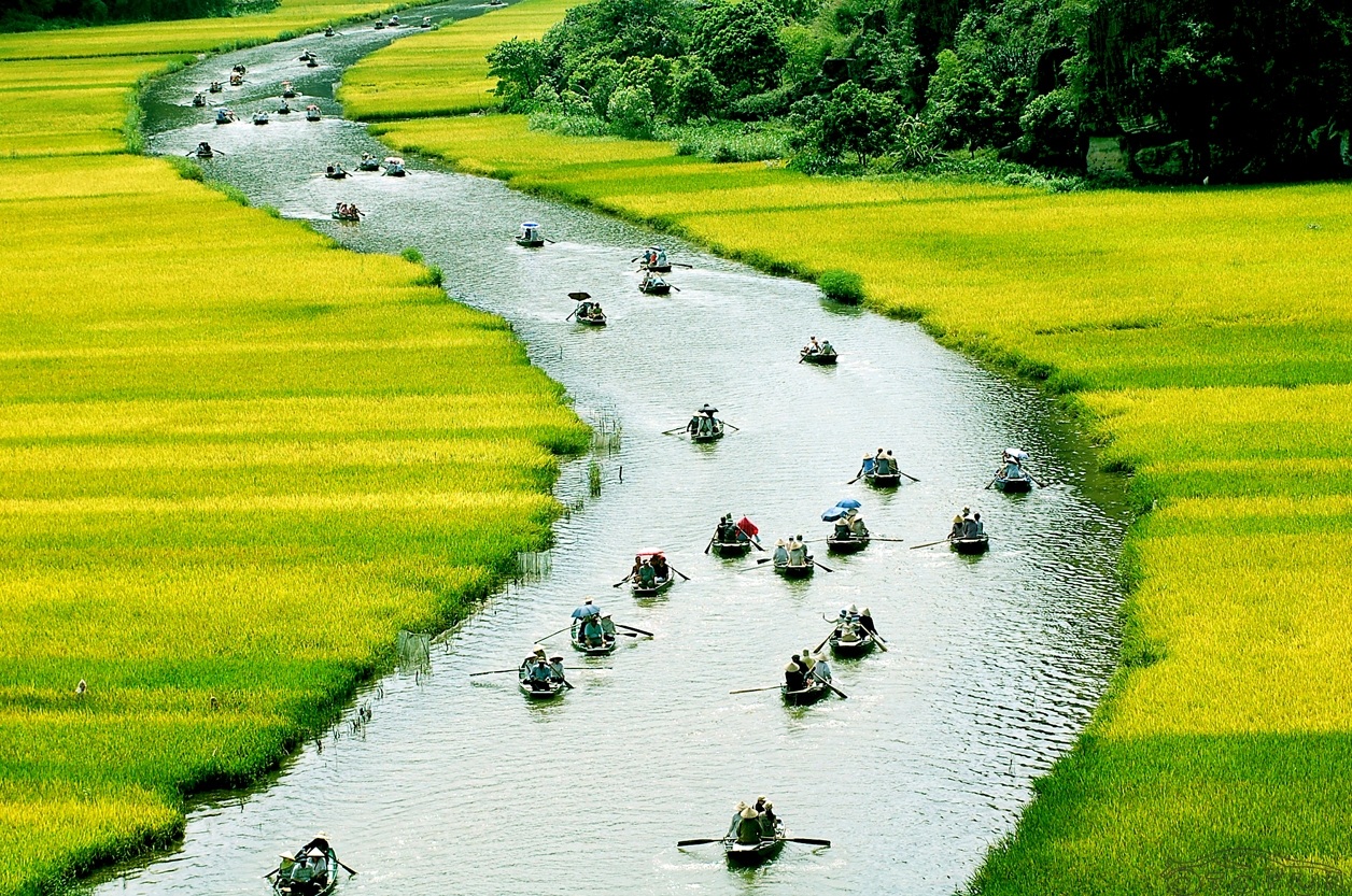 Ngành du lịch sẽ có những chuyển biến trong thềm năm mới - 2 Ngành du lịch Việt Nam đặt mục tiêu đón 8,5 triệu lượt khách quốc tế trong năm 2015