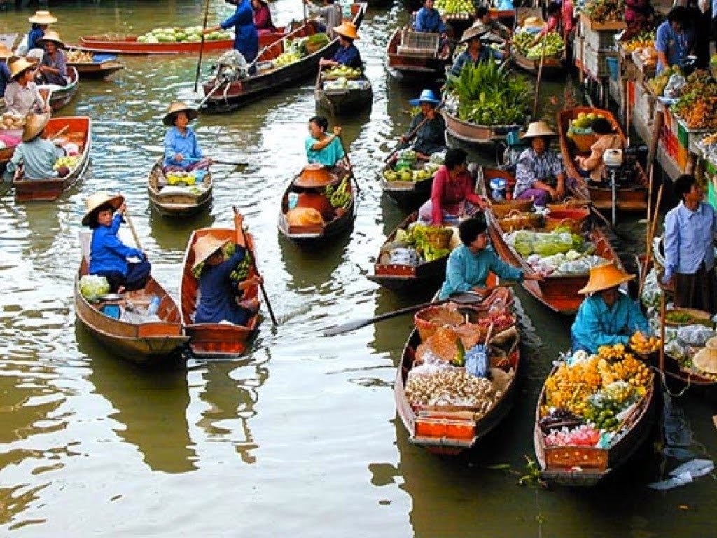 Cẩm nang cho chuyến khám phá thủ phủ miền Tây - 1 Chợ nổi Cần Thơ nổi tiếng với nhiều loại trái cây tươi ngon, giá cả hợp lý