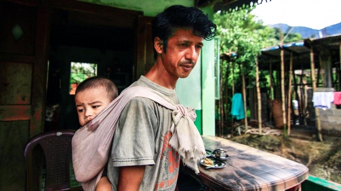 Bộ tộc hàng trăm năm kéo rễ cây tết thành cầu đi lại - 6 Bộ tộc hàng trăm năm kéo rễ cây tết thành cầu đi lại