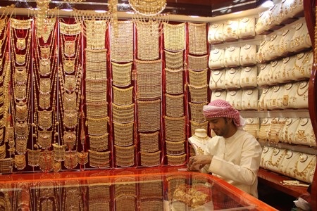 Giật mình với chợ một ngày mua bán... hàng tấn vàng