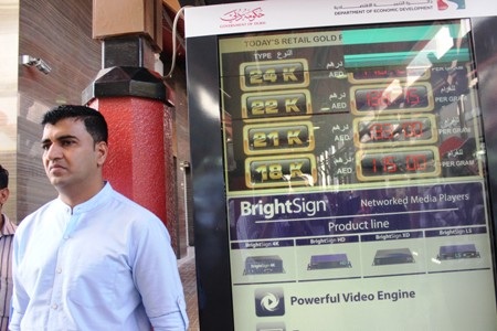 Vàng ở đây nhiều vô kể