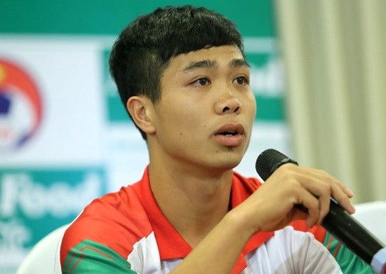Học tiếng Anh đúng phương pháp như cầu thủ Việt - 2 Công Phượng cũng có vốn tiếng Anh rất khá