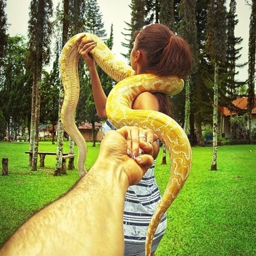 Ảnh cưới siêu lãng mạn của cặp đôi "đưa em đi khắp thế gian" - 8 Huy Hoàng