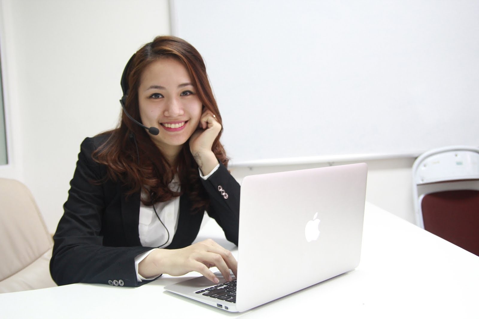 Công việc có thu nhập trên 10 triệu/ tháng dành cho người Việt trẻ - 1 Công việc có thu nhập trên 10 triệu/ tháng dành cho người Việt trẻ