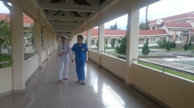 Cách ly nữ du khách Nga nghi nhiễm MERS tại Đà Lạt - 1 Cách ly nữ du khách Nga nghi nhiễm MERS tại Đà Lạt