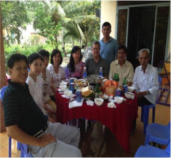 Nhà trường luôn sát cánh cùng gia đình để giúp học sinh phát huy hết khả năng học tập của mình.