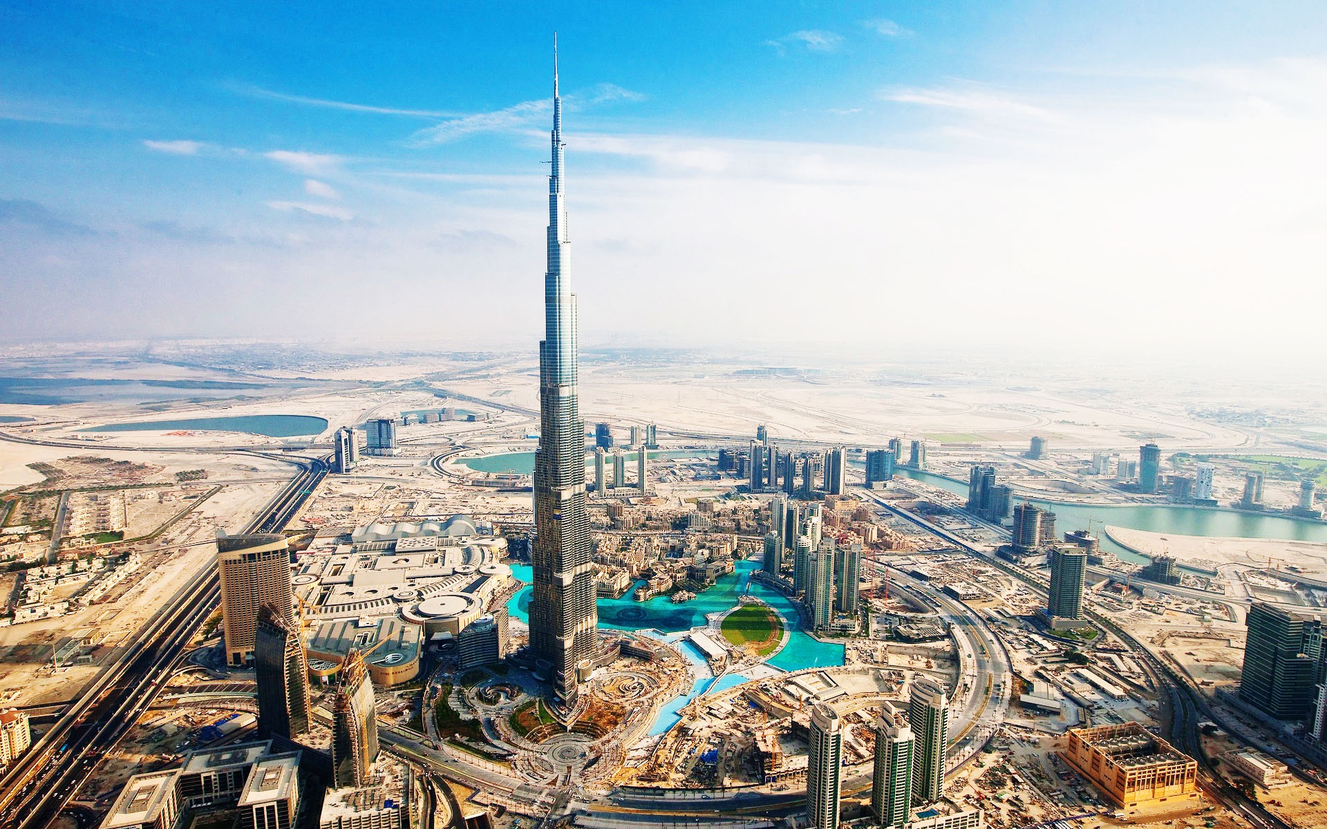 Những điều khác biệt khiến thế giới ngỡ ngàng về Dubai - 2 Và những toà nhà cao nhất thế giới .