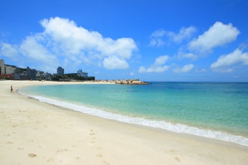 “Mê mẩn” trước 23 bãi biển đẹp nhất trên thế giới