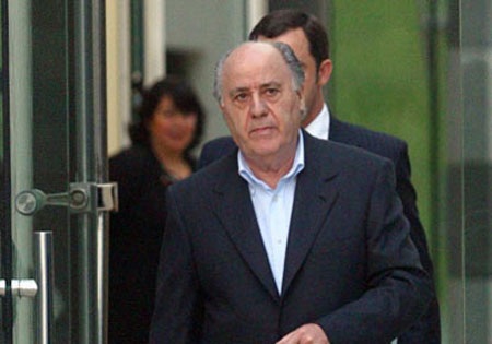 Chân dung tỷ phú soán ngôi giàu thứ 3 thế giới của Warren Buffett - 1 Tỷ phú Amancio Ortega - Ảnh: Forbes.