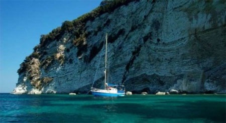 Đảo Omfori có giá 62 triệu USD.