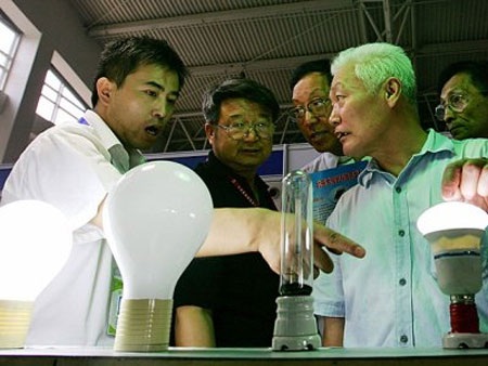 Sản lượng đèn tiết kiệm năng lượng của Trung Quốc: 4,3 tỷ chiếc