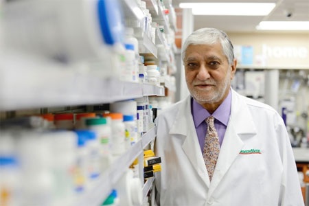 Lương cơ bản trung bình: 107.490 USD