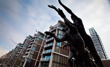 Những đại gia trong khu chung cư đắt nhất thế giới