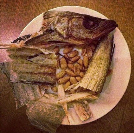 Một đĩa “đồ ăn nhanh ở quán bar” tại Bình Nhưỡng.