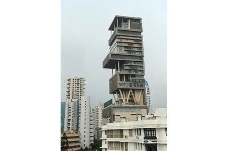 Chủ nhân: Mukesh Ambani, giá trị tài sản ròng 21,5 tỷ USD