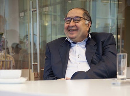 Tỷ phú người Nga Alisher Usmanov - Ảnh: Bloomberg.