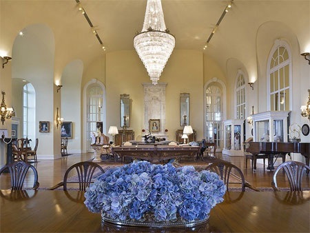 Căn hộ có hướng nhìn 360 độ ra toàn bộ khu Manhattan của New York.