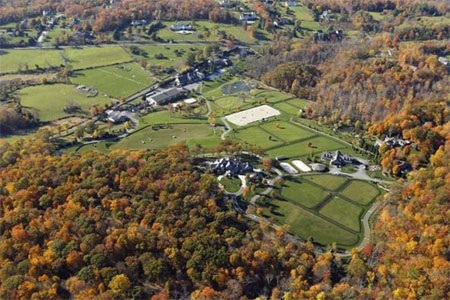 Điền trang Double H nằm trên diện tích đất 87 hectare ở Ridgefield, bang Connecticut, Mỹ.