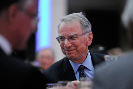 10 món quà từ thiện “khủng” nhất của các tỷ phú Mỹ năm qua - 8 Đại học Stanford là trường đại học được nhận món quà lớn này từ tỷ phú Arrillaga.