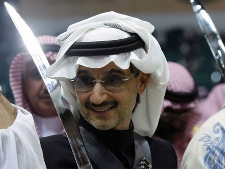 Người giàu nhất Trung Đông tiết lộ về “kho báu bí mật” - 1 Hoàng tử Alwaleed - Ảnh: Reuters.