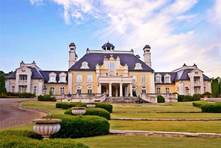 Chiêm ngưỡng dinh thự đẹp lộng lẫy giá “bèo”