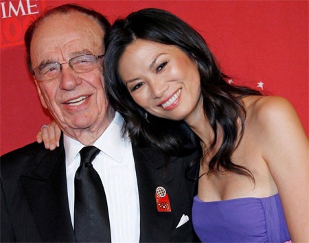 Tỷ phú Murdoch và vợ ba Wendi Deng khi còn chưa ly dị.