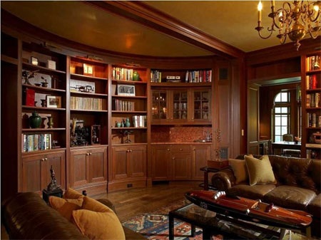 Ngắm biệt thự gần 300 tỷ đồng của cựu CEO ngân hàng - 5 Phòng thư viện trong biệt thự. Ngoài ra, còn có một phòng làm việc riêng.