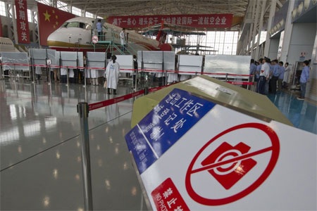 Hai chiếc ARJ21-700 đã được sản xuất xong cho Chengdu Airlines.