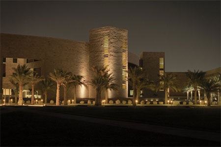 Chặng đường làm giàu 100 năm của Qatar