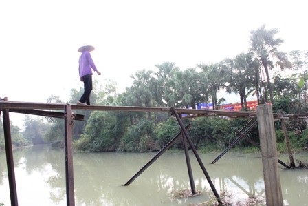 Những cây cầu “nối đôi bờ vui” mang tên Dân trí