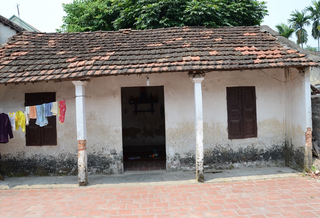 Ngôi nhà cũ nát xập xệ của gia đình chị Phương