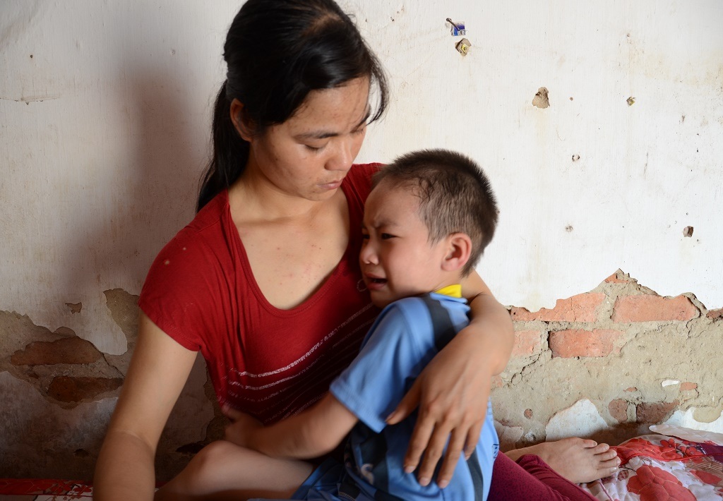 Do đã quá hẹn lên Viện, khiến em liên tục bị các cơn đau hành hạ